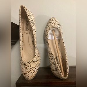 Life Stride brand new shoes